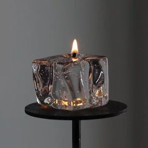 Creative ice cube scented candle